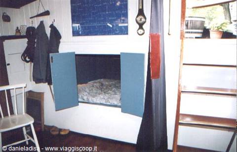 Amsterdam - house Boat museum . interno