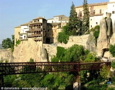 Cuenca - case sospese