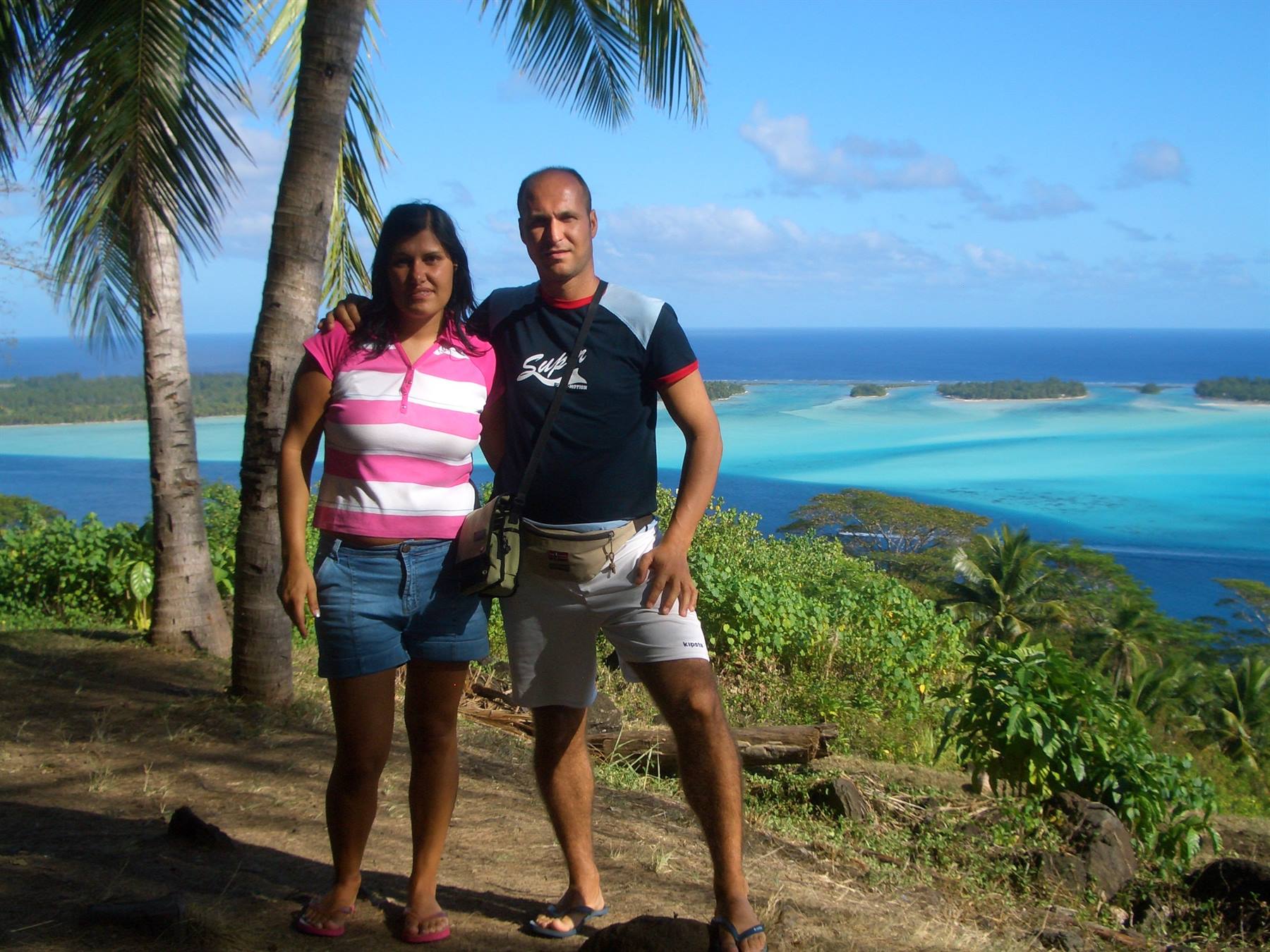 I MOTU DI BORA BORA DALL'ALTO