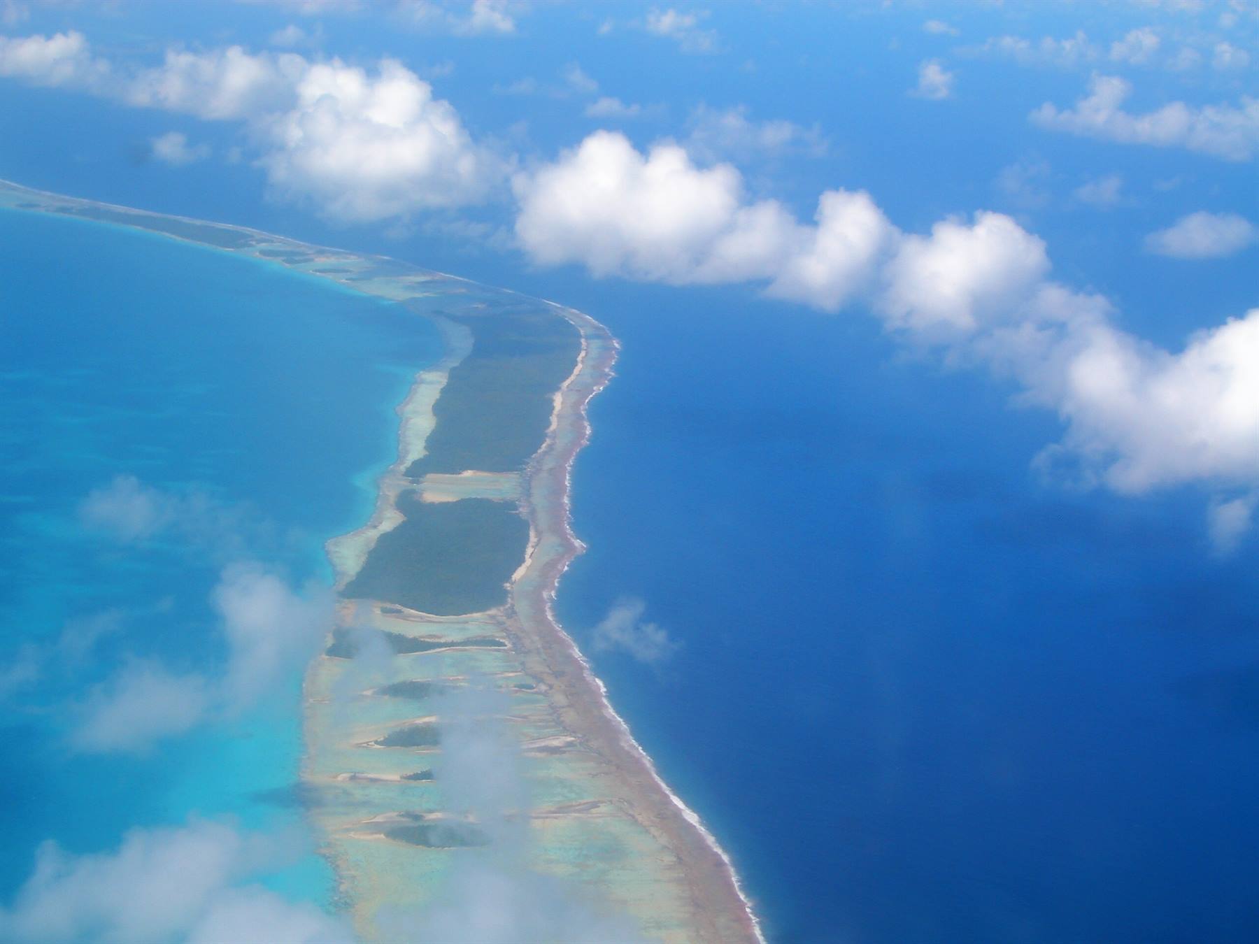 RANGIROA DALL'AEREO