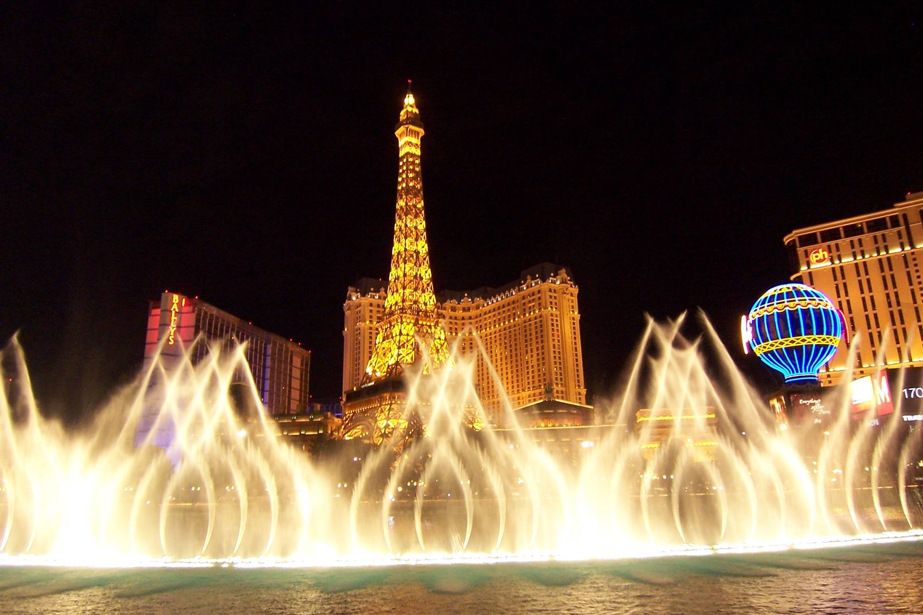 LAS VEGAS: SPETTACOLO DELLE FONTANE AL BELLAGIO