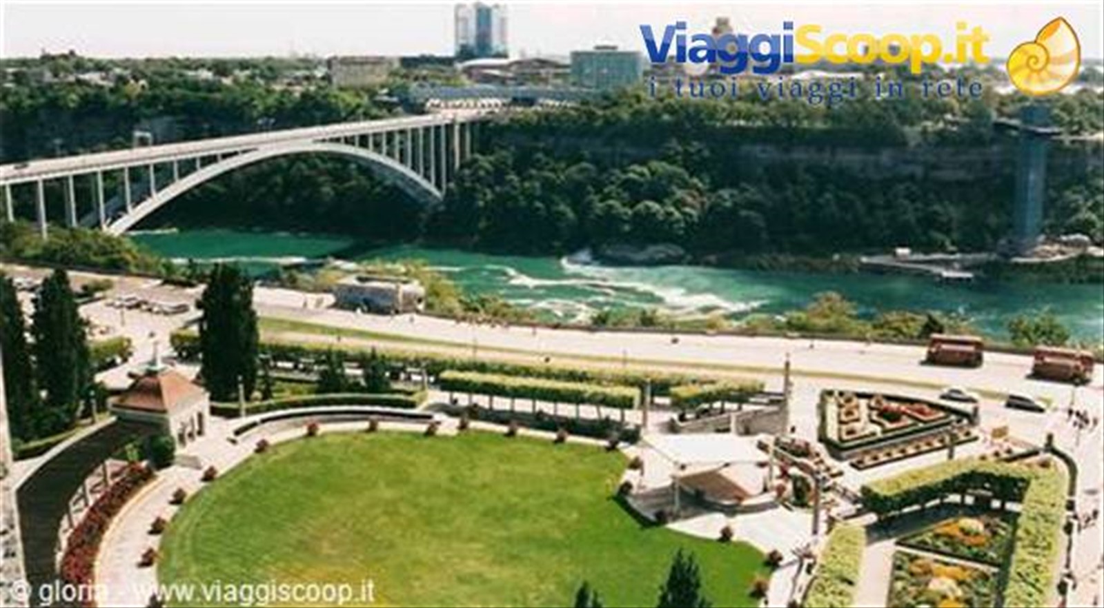 al di là del ponte gli USA