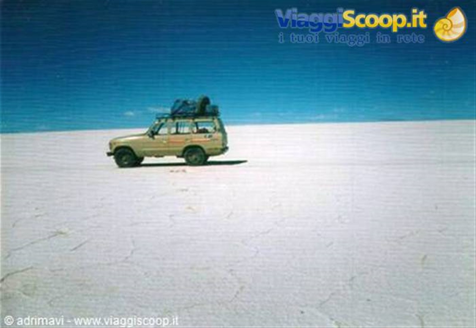 4x4 in mezzo al Salar de Uyuni