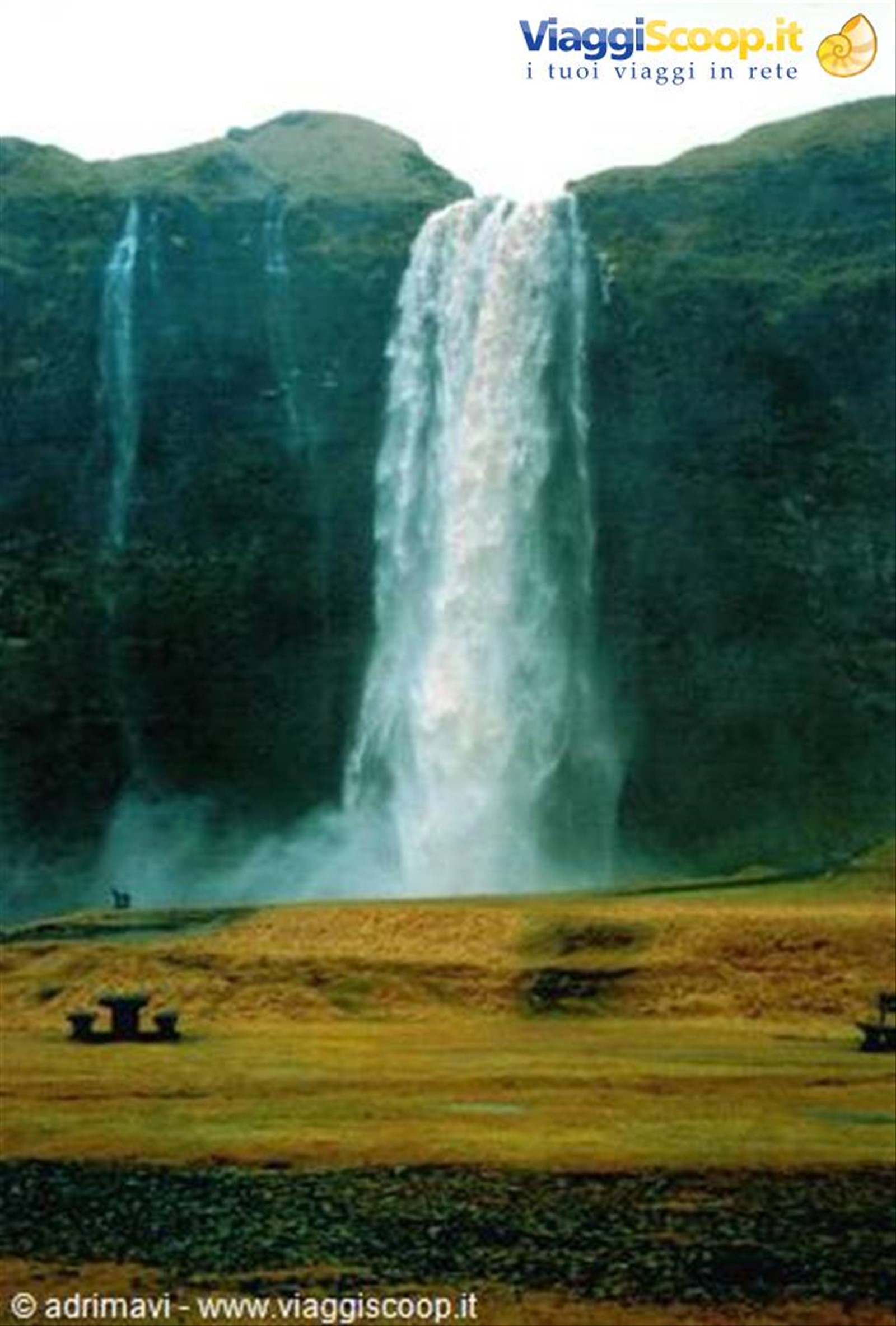 cascata di Seljalandfoss