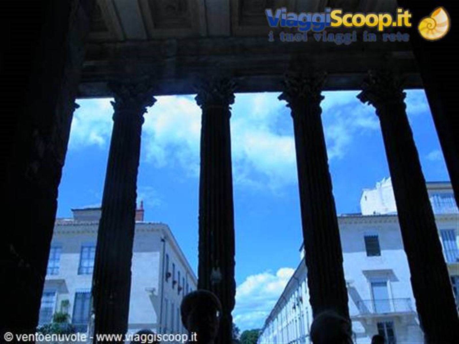 NIMES