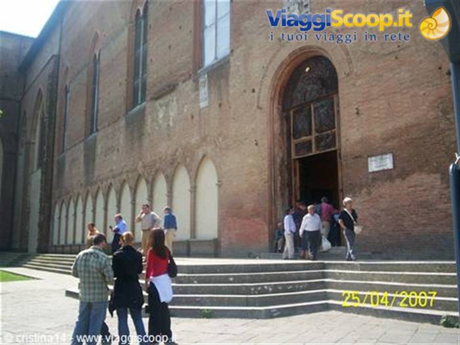 La chiesa di San Domenico dove è custodita la testa di Santa Caterina