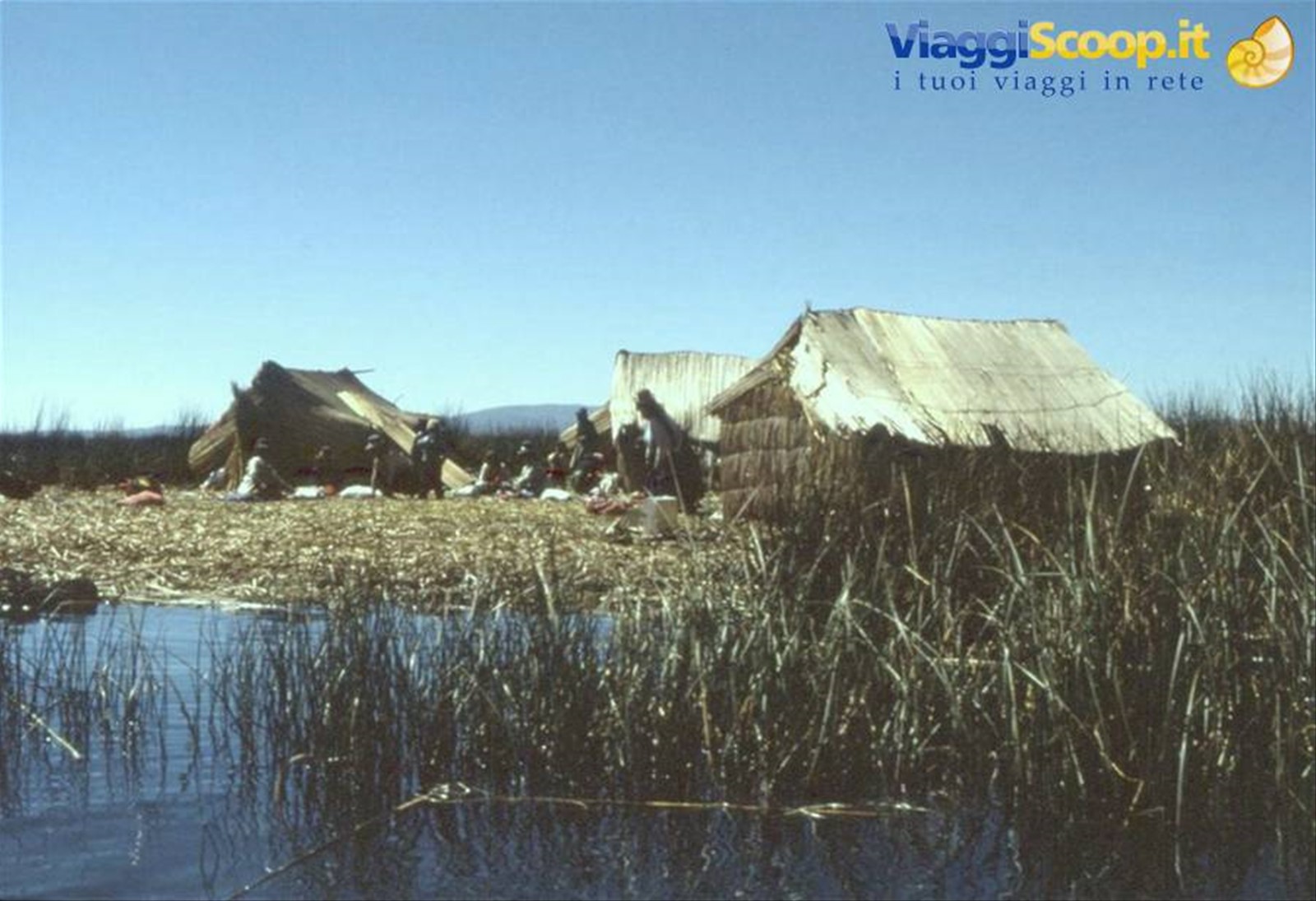 LAGO TITICACA - ISOLE GALLEGGIANTI DEGLI HUROS