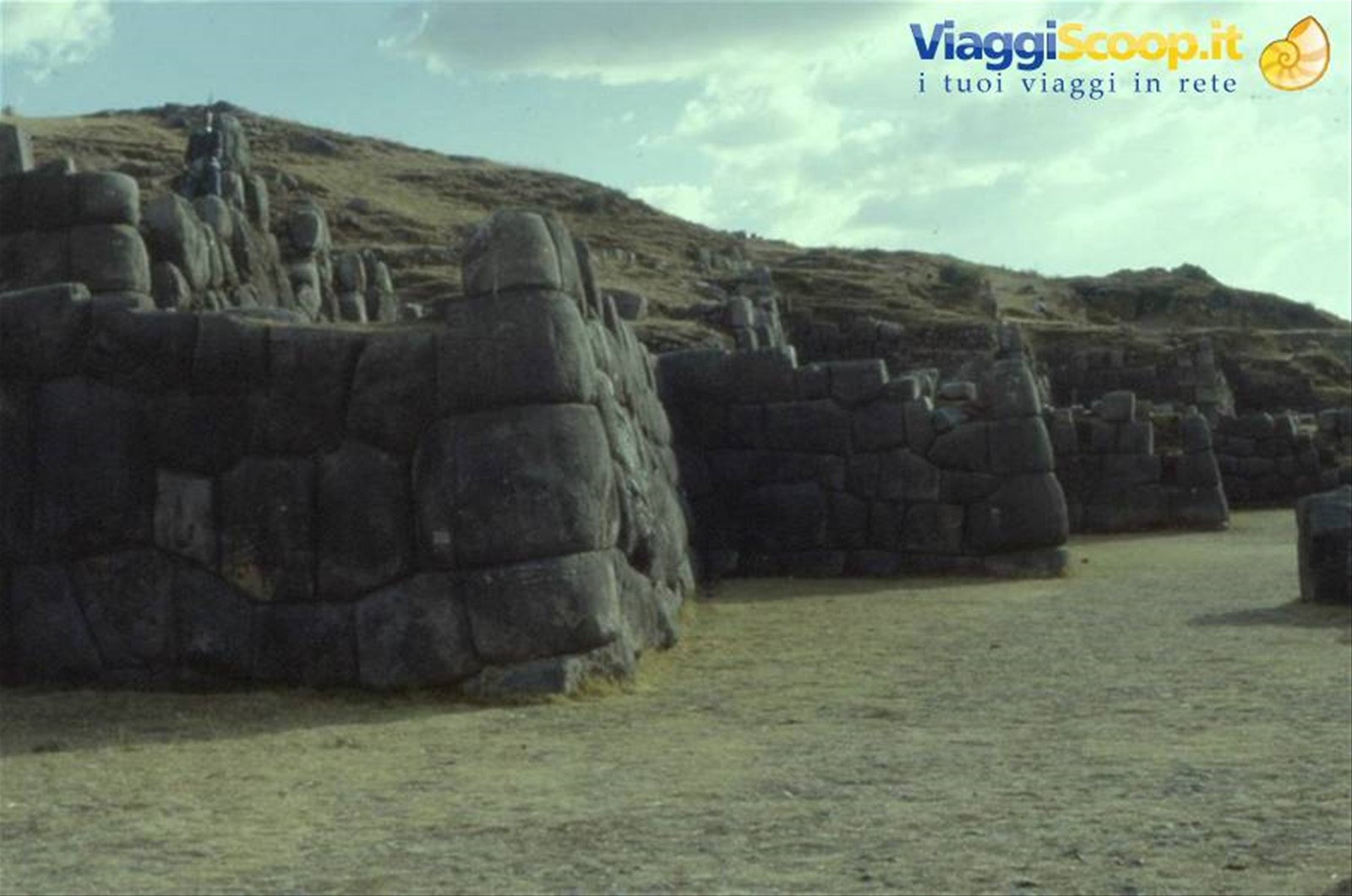 SACSAHUAMAN - LE MURA DELLA FORTEZZA