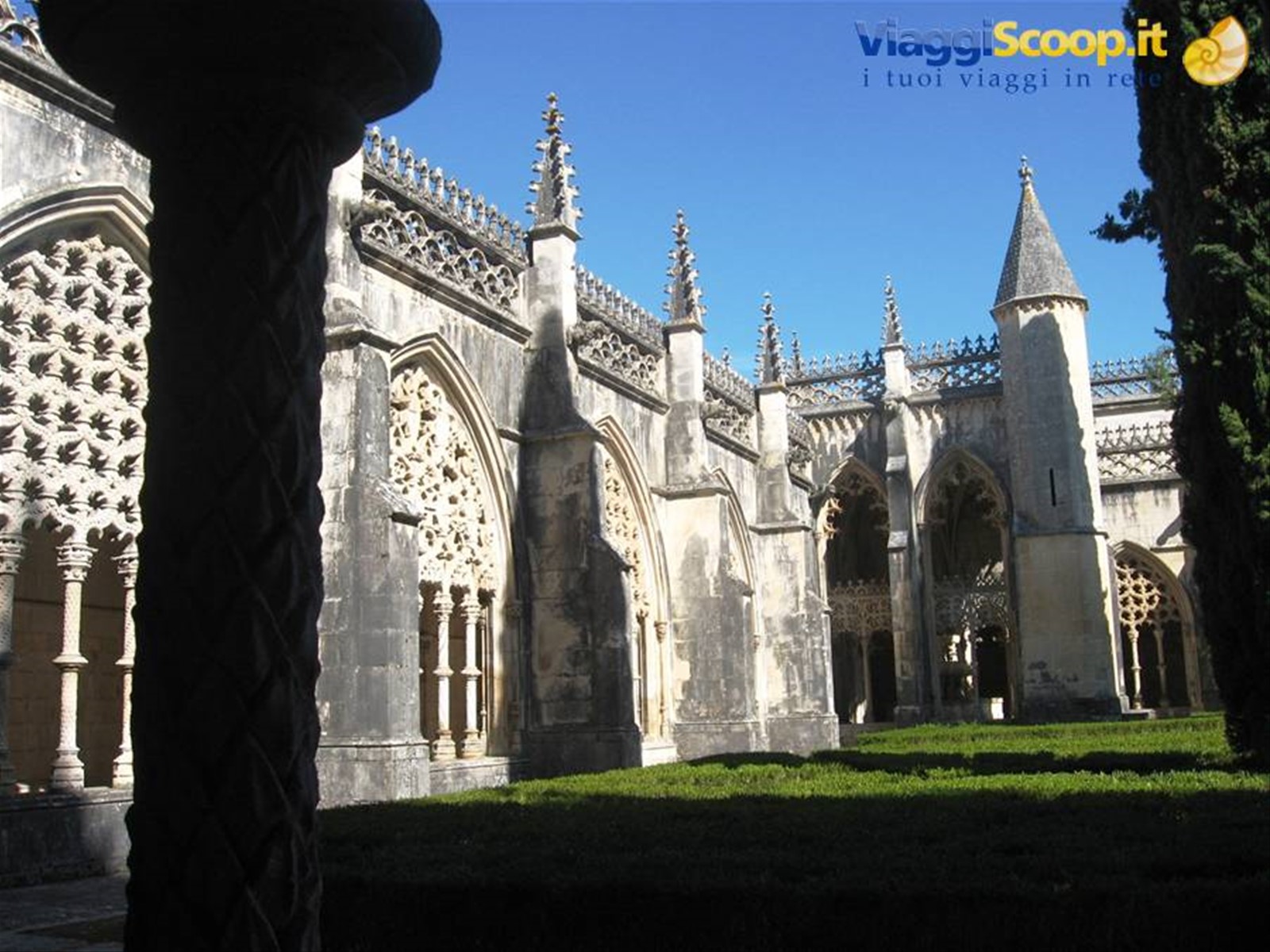 Batalha : un chiostro stupendo