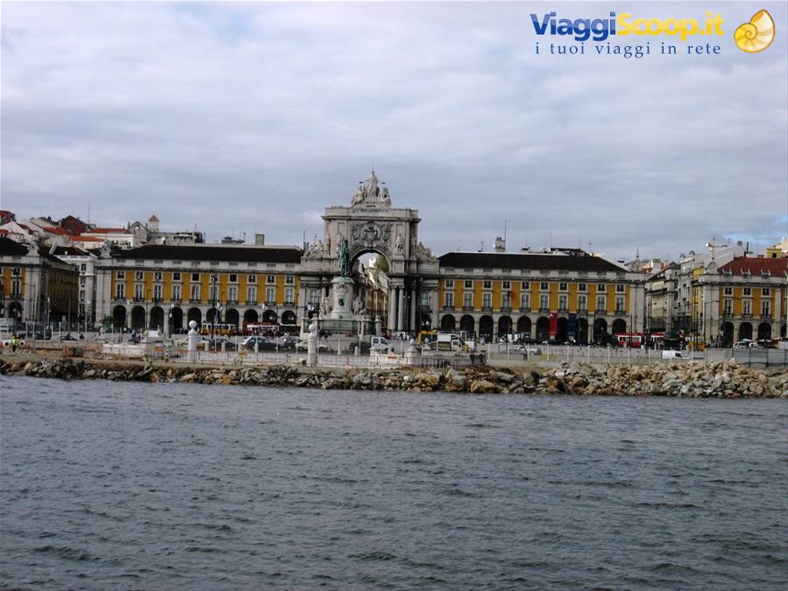 Piazza del Commercio