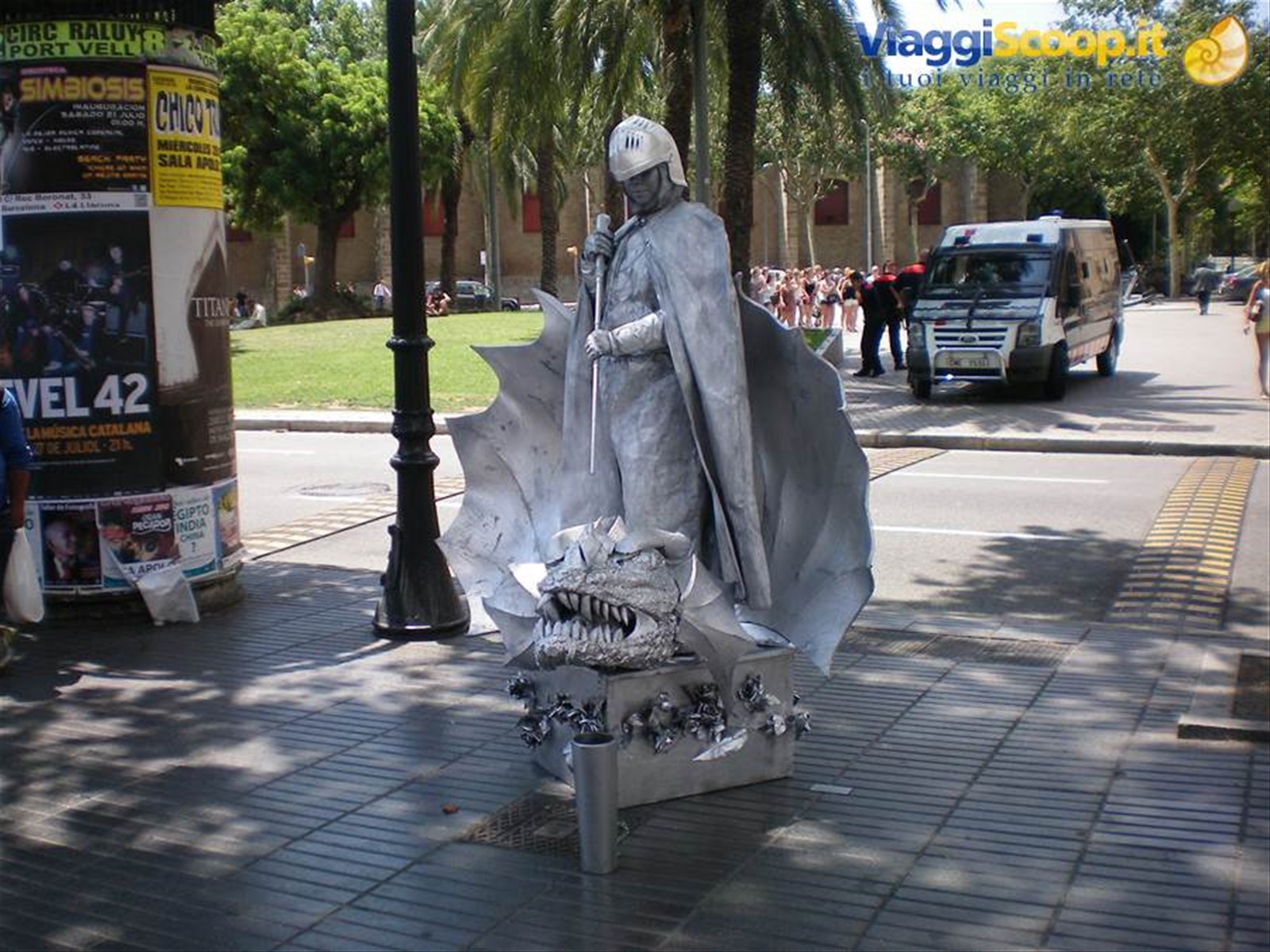 b-artista sulla rambla