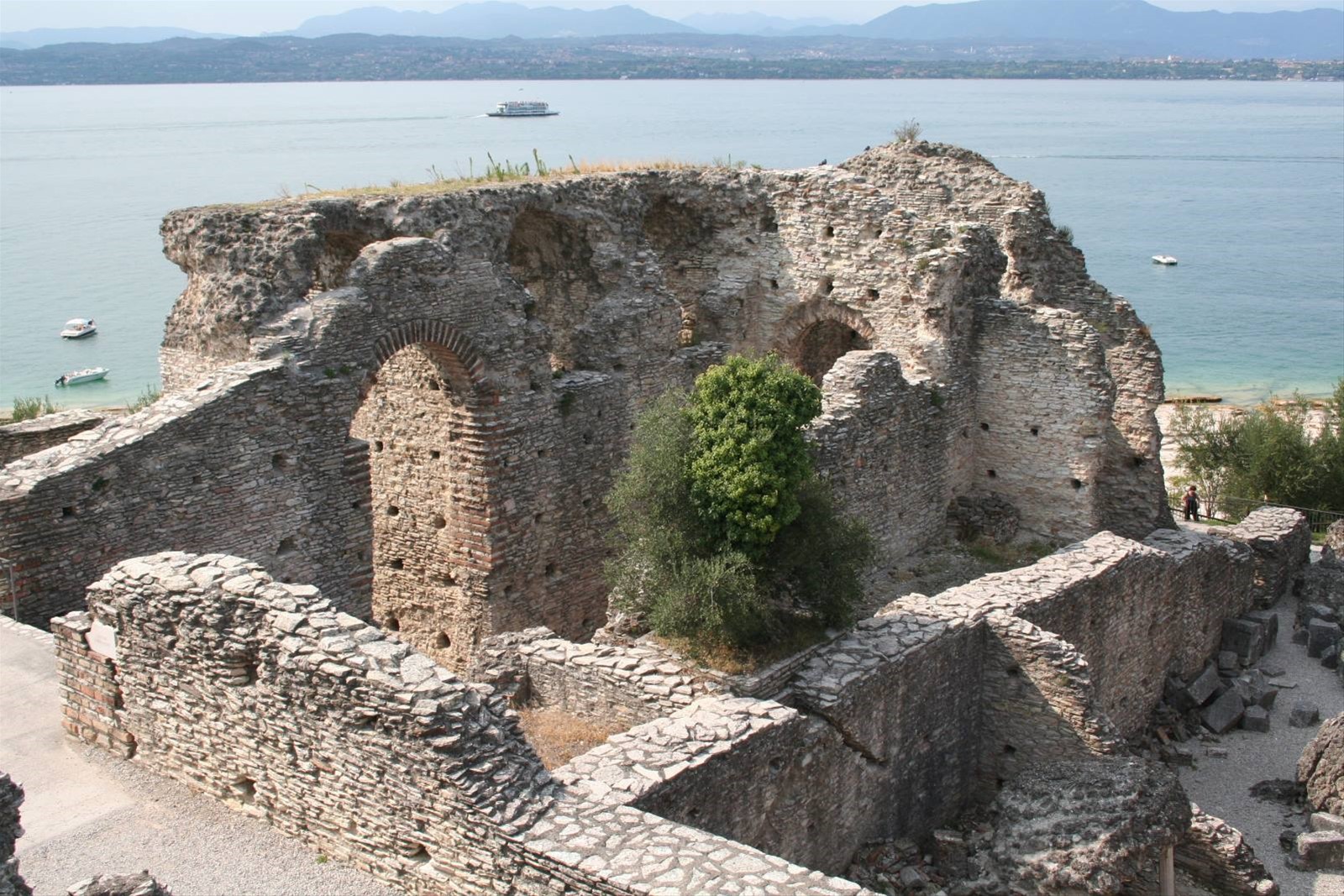 Sirmione - Le Grotte di Catullo