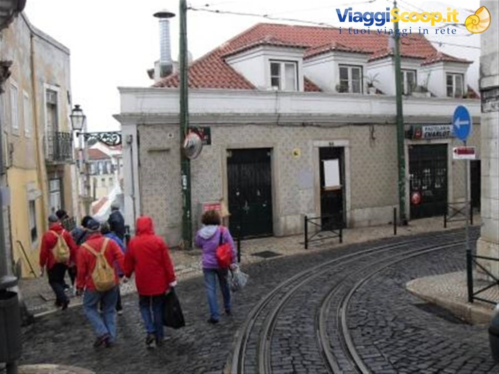 passeggiata all'Alfama
