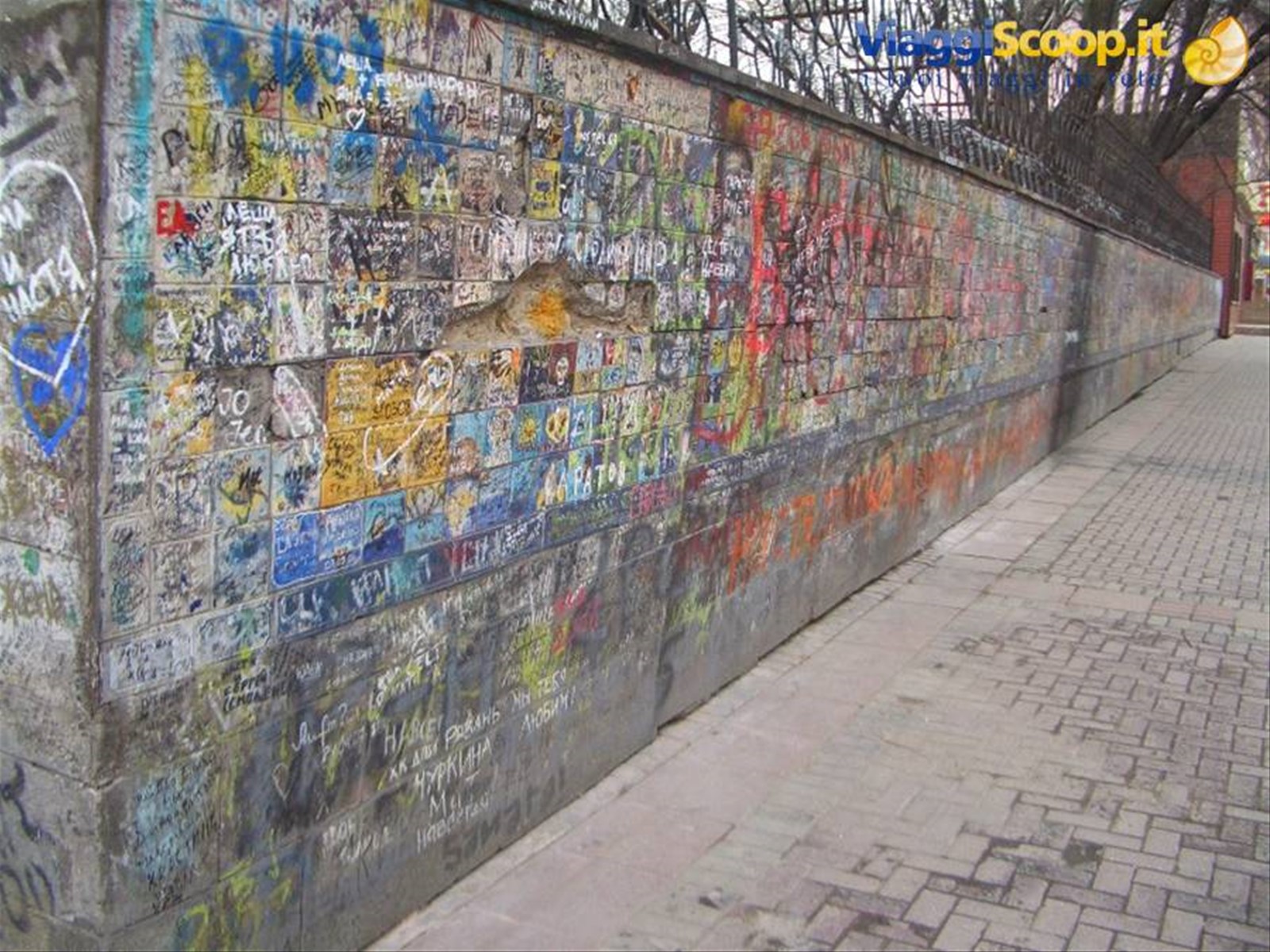 Old Arbat Road - Graffiti