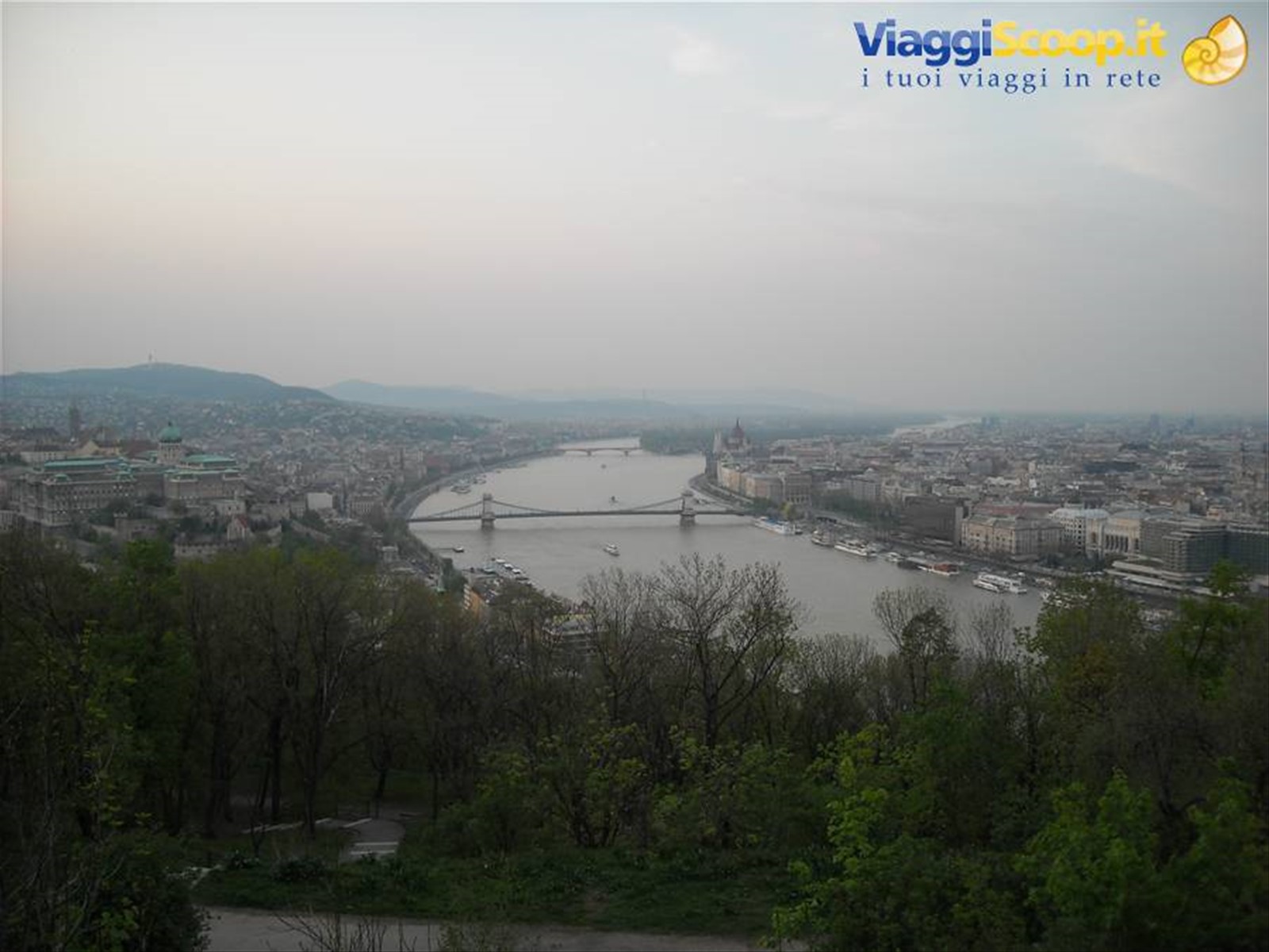 veduta di budapest dalla cittadella