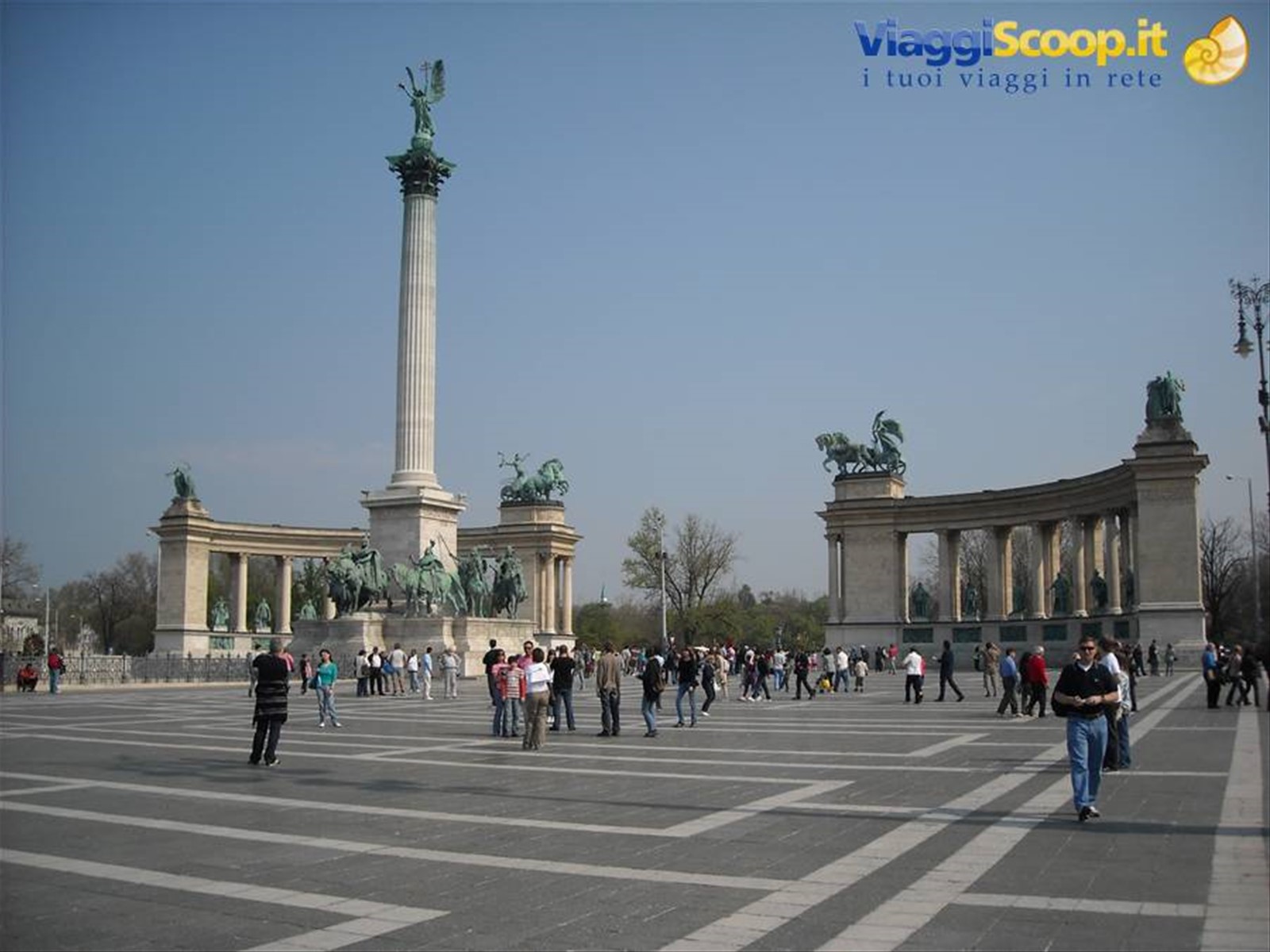 piazza degli eroi