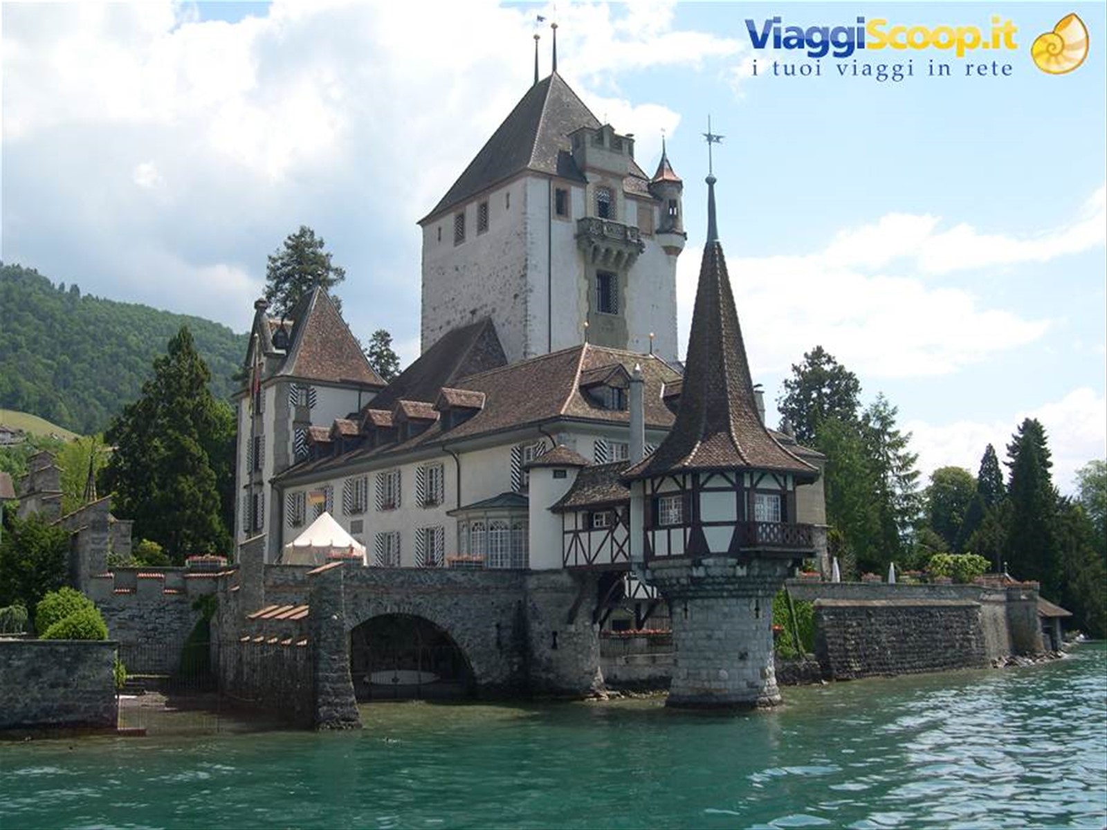 SCORCI DAL LAGO THUNERSEE