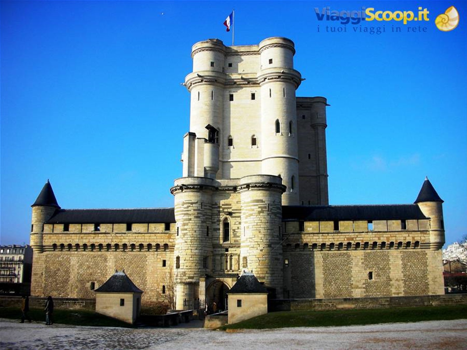 il castello di Vincennes appena fuori Parigi