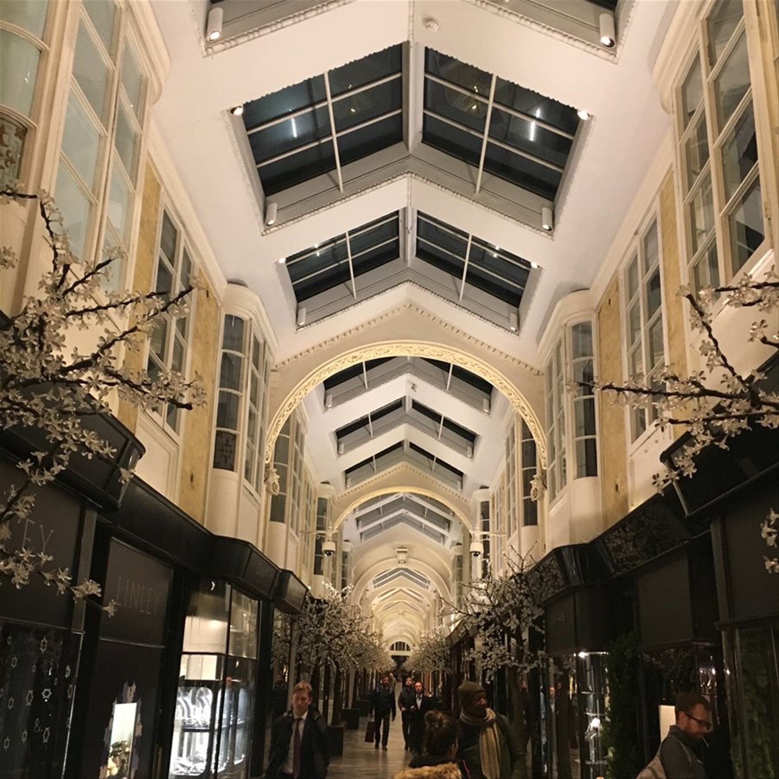 Piccadilly Street Gallery