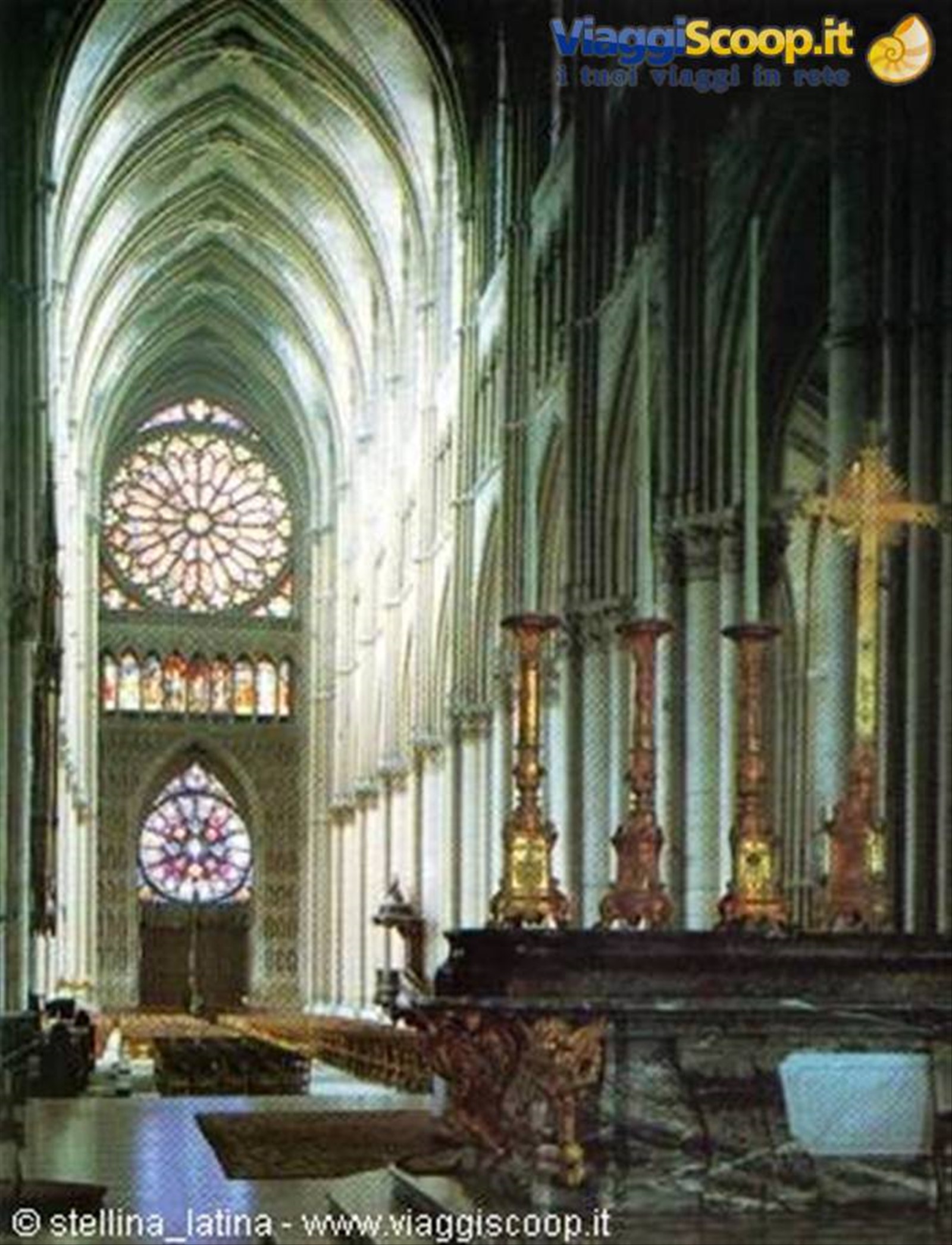 Reims, Cattedrale di Notre Dame, le belle vetrate sono del 1200