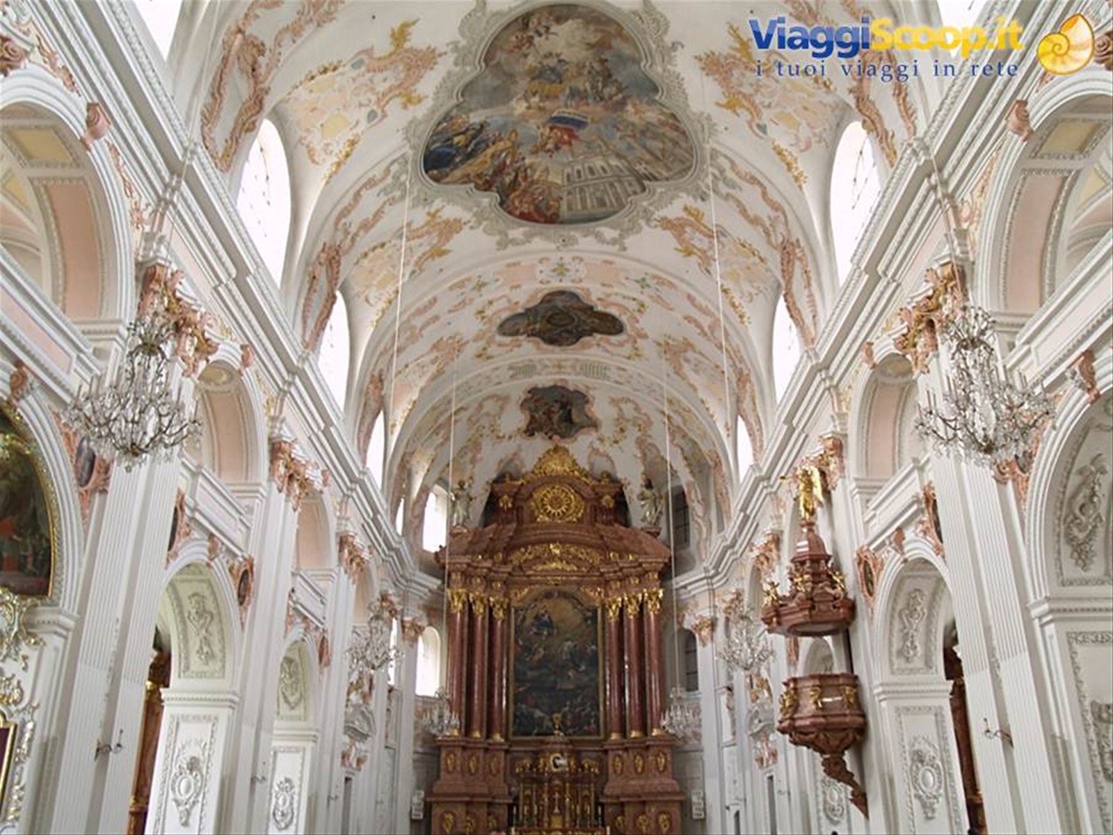 Jesuiten Kirche - Interno