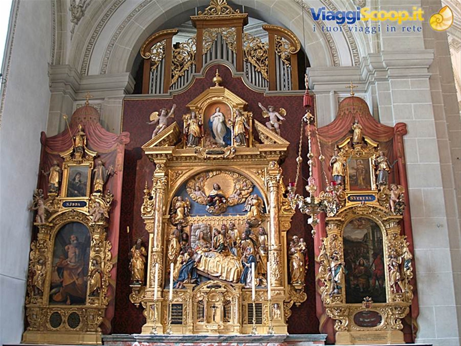 Hofkirche, interno