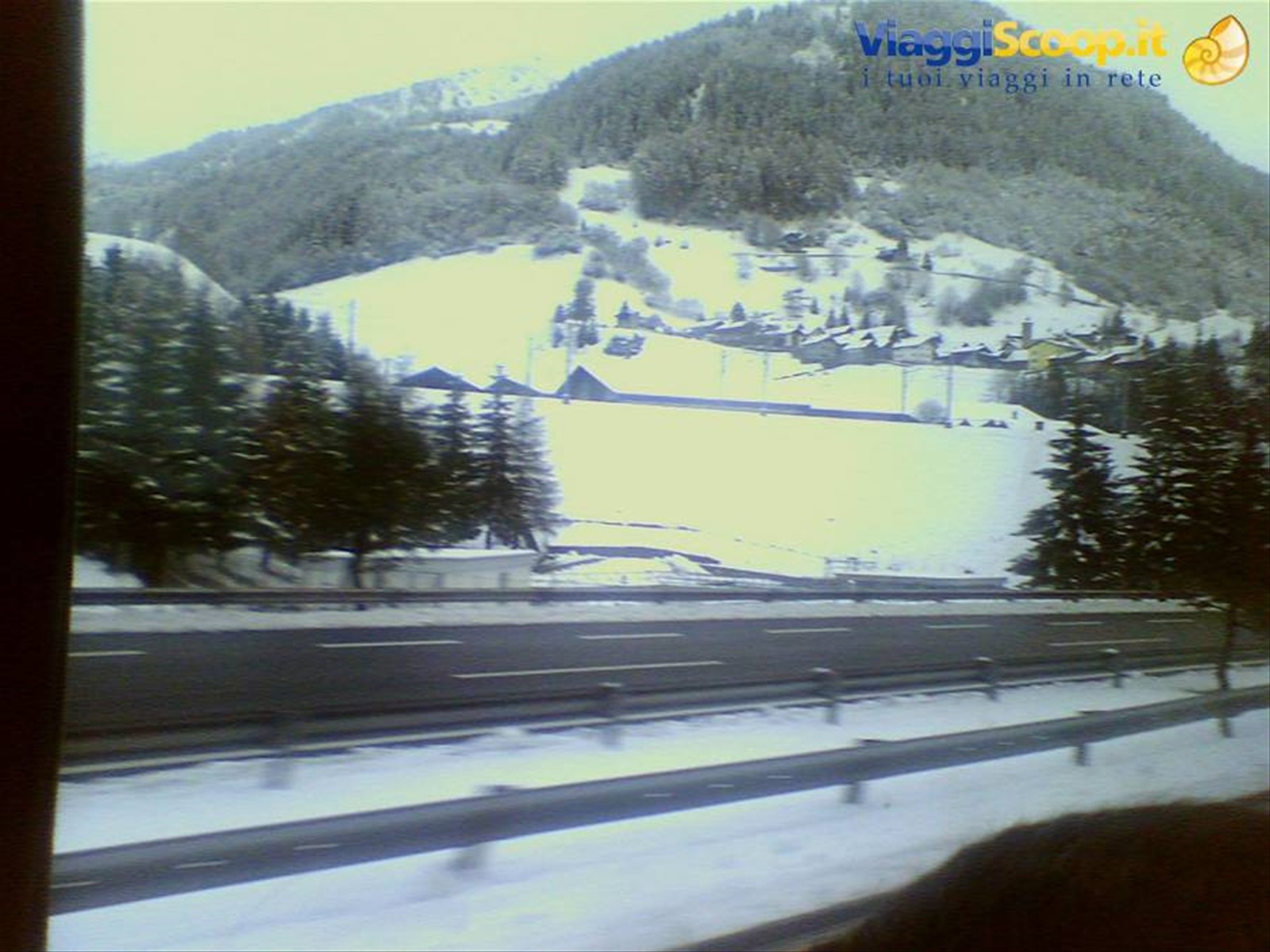 Passo spluga innevato