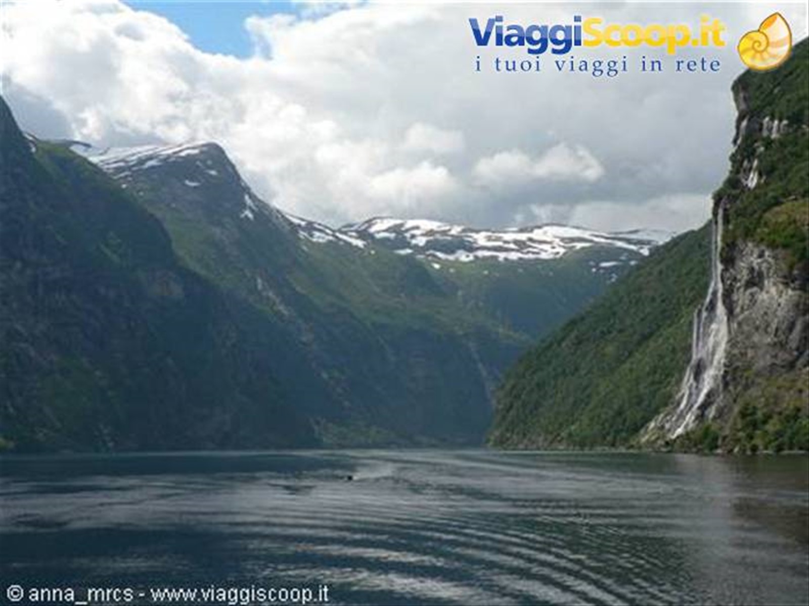 Navigando nel Geiranger Fjord