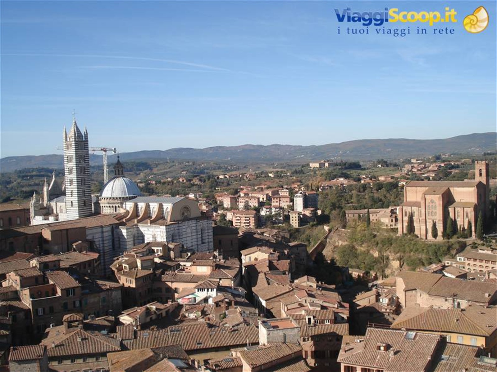 Il Duomo e San Domenico dall'alto
