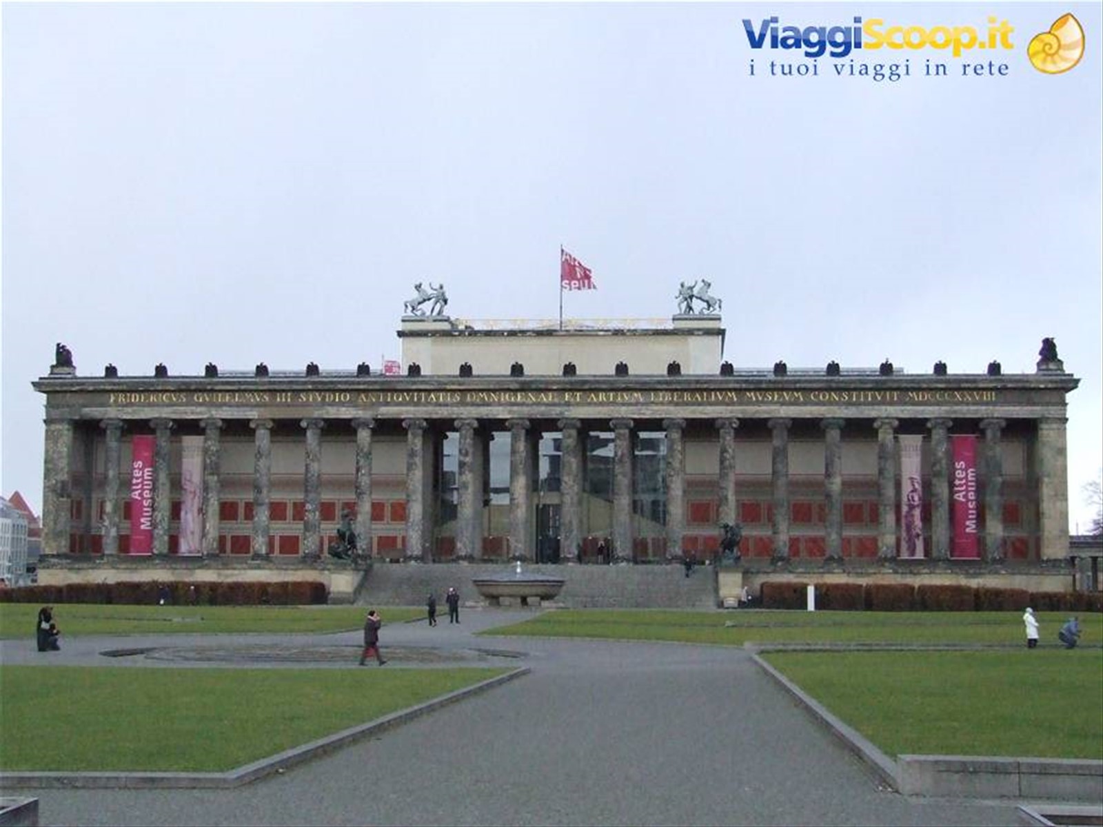 BERLINO - Il Colonnato monumentale dell'Altes Museum
