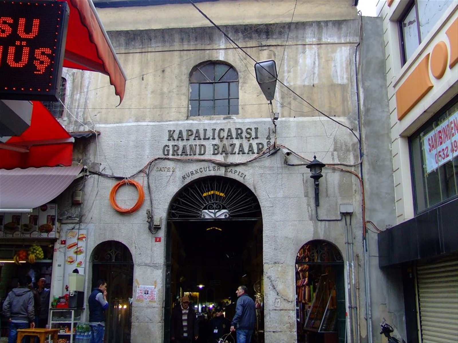ISTANBUL - Ingresso al Gran Bazar
