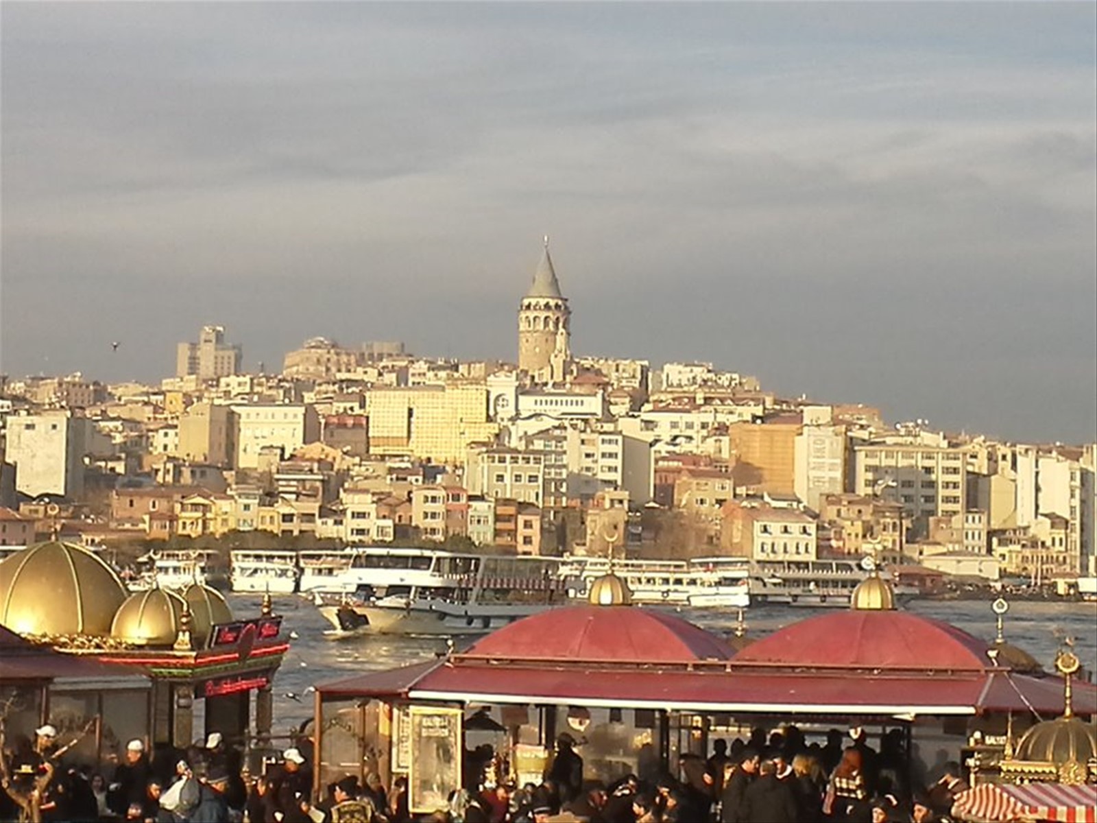 ISTANBUL - Panorama con la Torre di Galata