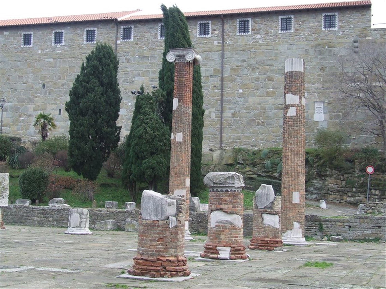 TRIESTE - Castello
