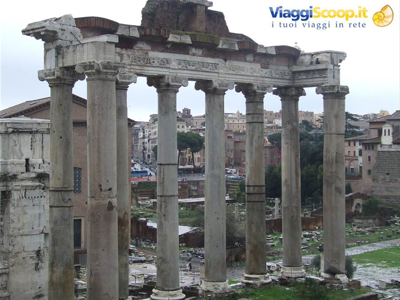 ROMA - Foro : Tempio di Saturno