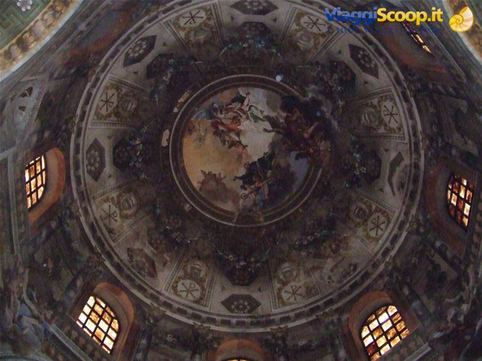 RAVENNA - Cupola di San Vitale