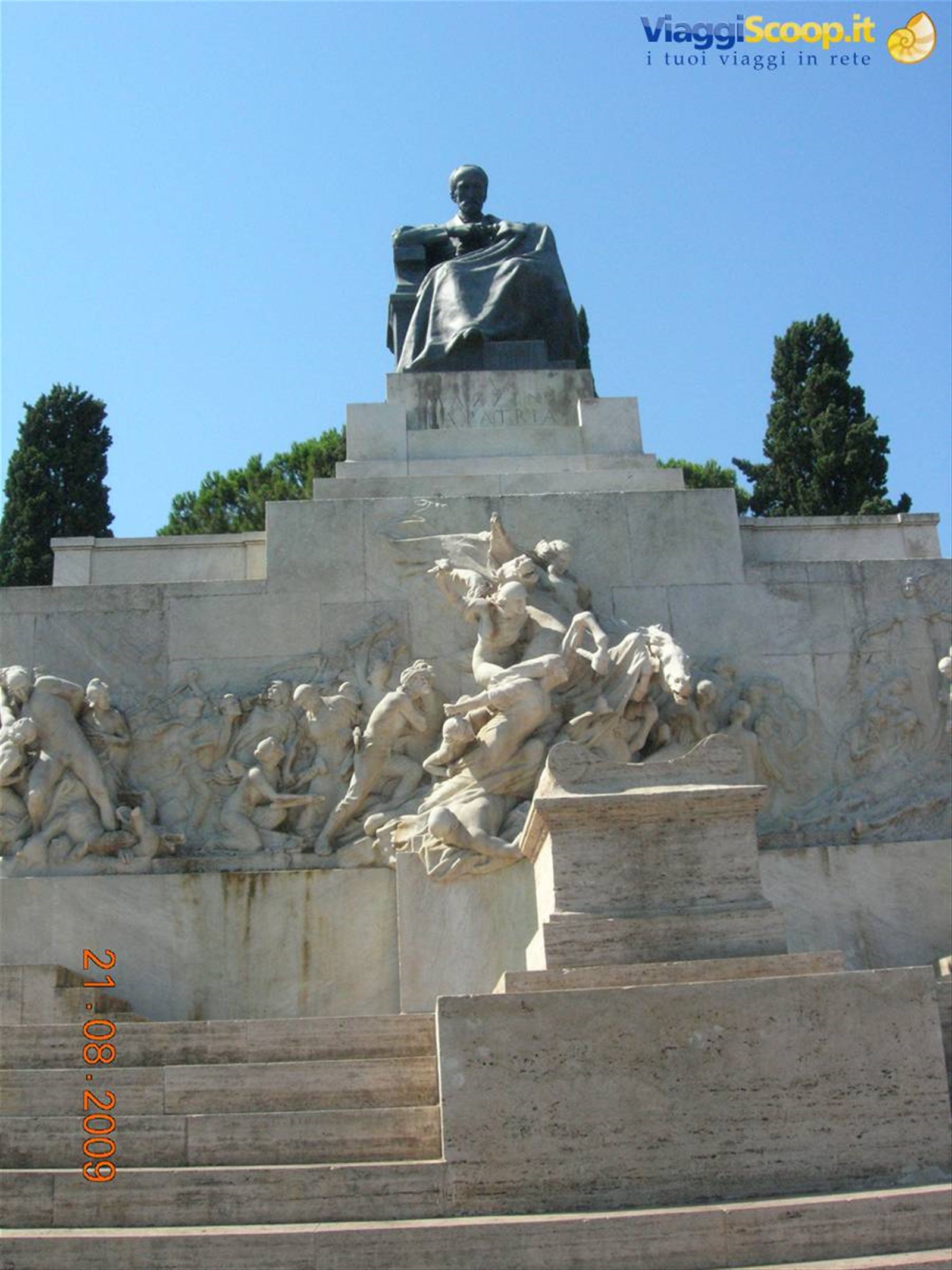 Roma - monumento a Mazzini