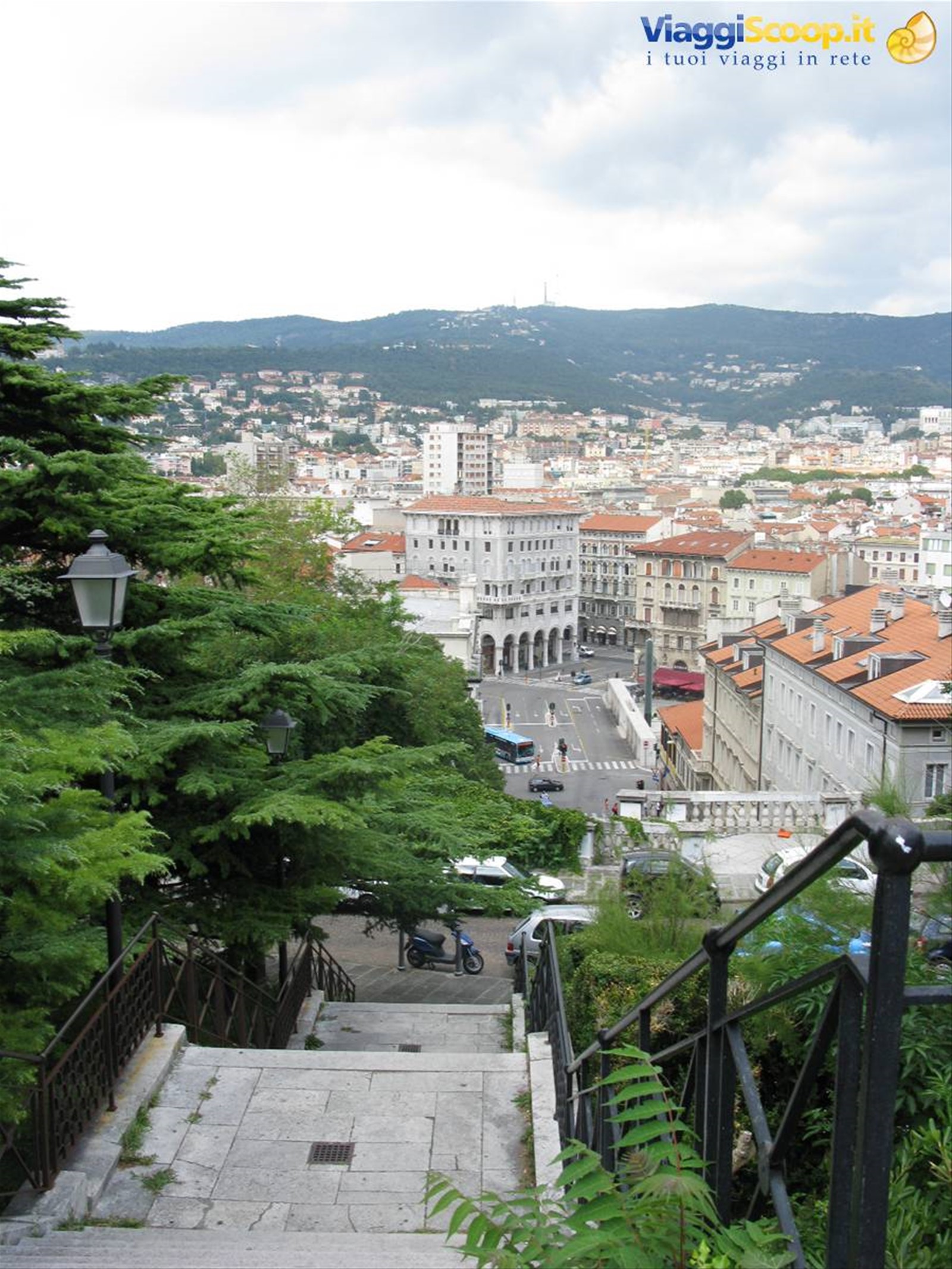 panorama dal Parco delle Rimembranze all'apice della scala