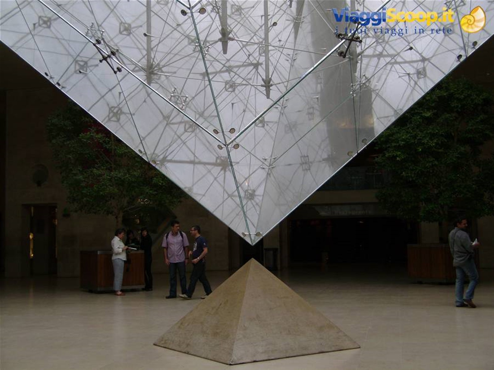 La Pyramide Inversée - Louvre