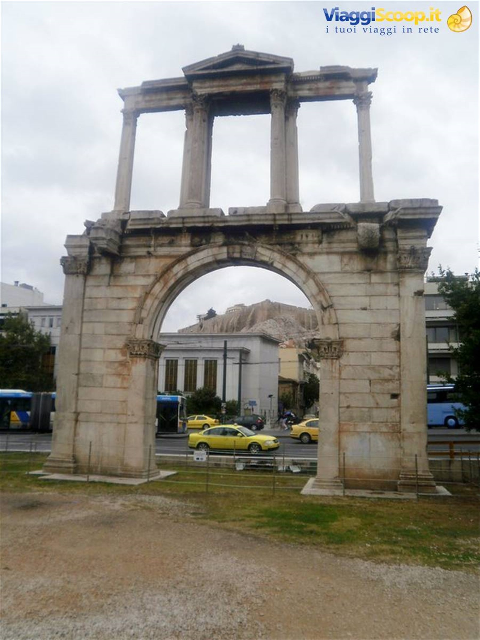 Arco di Adriano