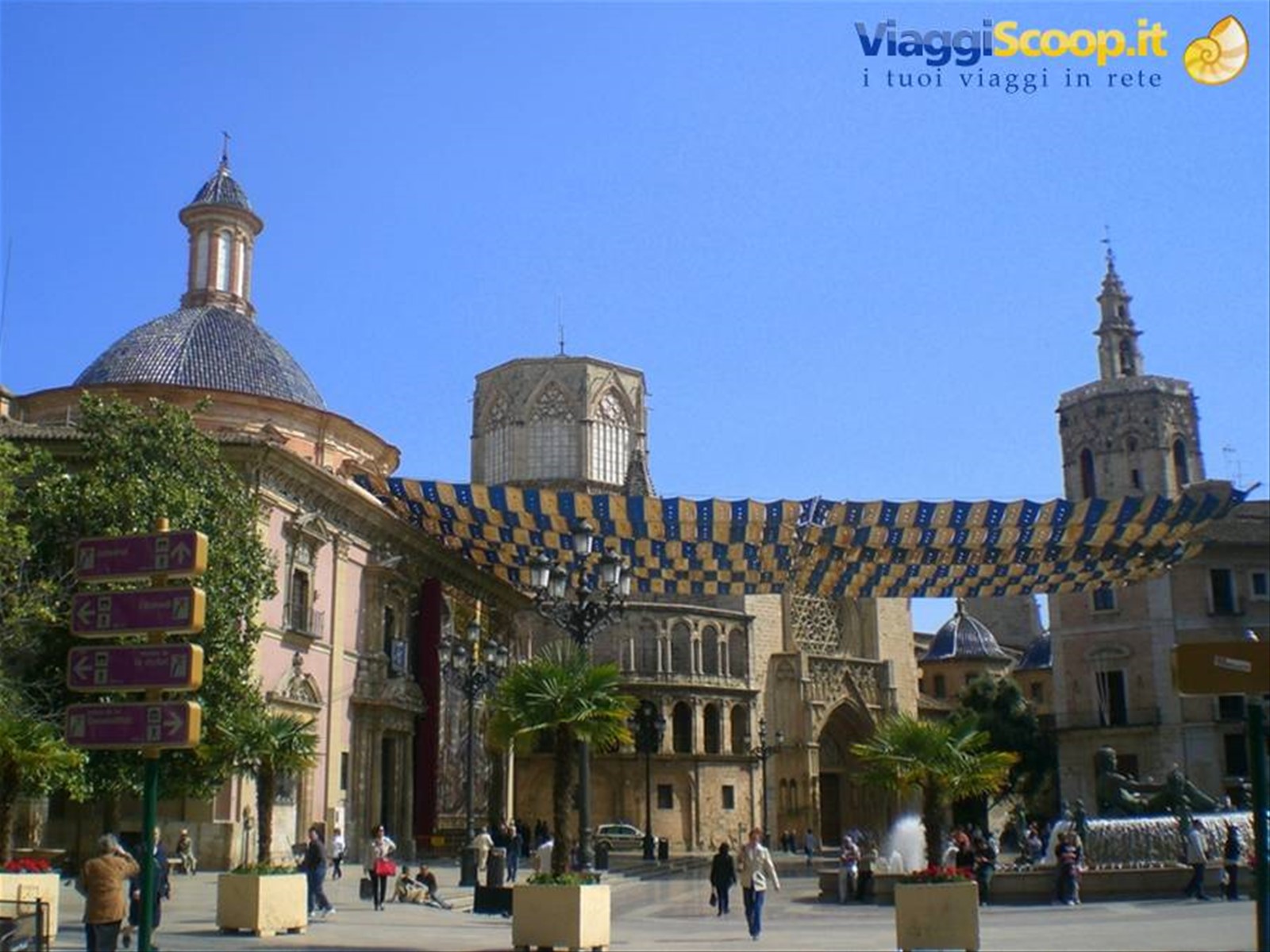 Plaza de la Virgin