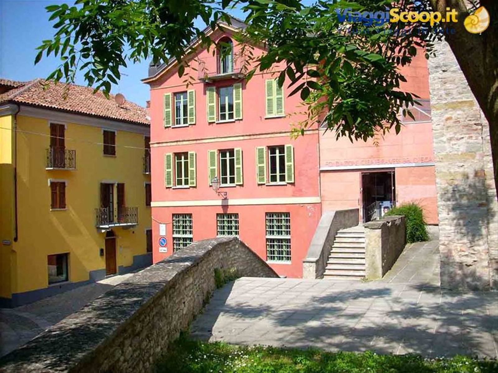 Nel centro storico di Santo Stefano Belbo