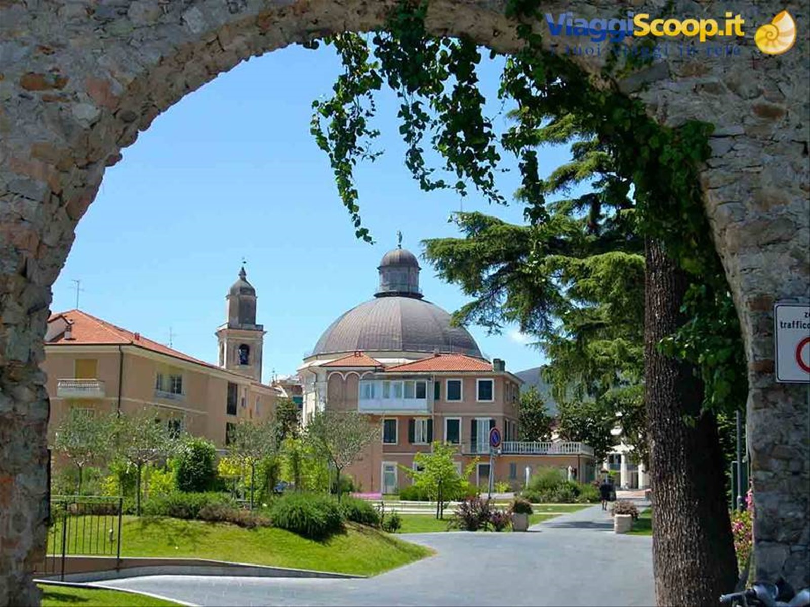 Veduta di Piazza Italia