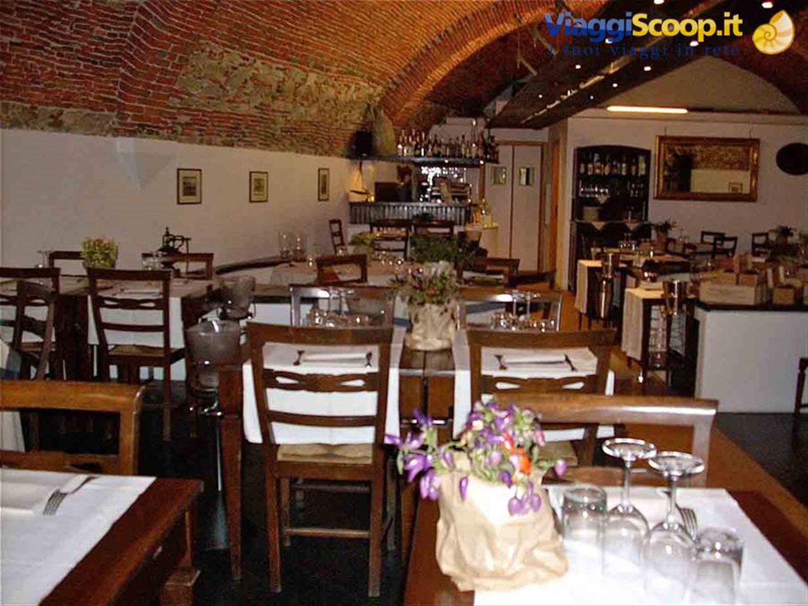 Nella sala del Ristorante Matama' di Loano