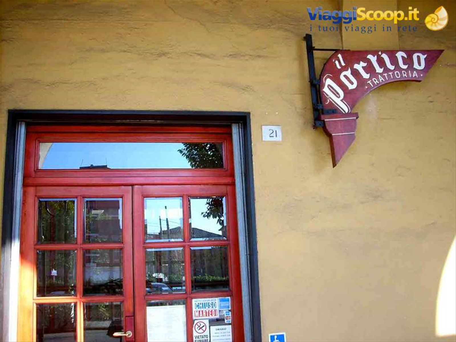 Entrata del Ristorante Il Portico