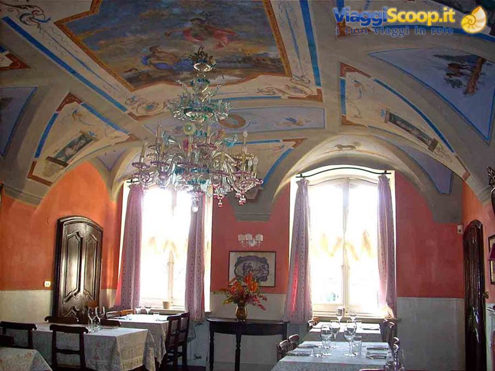 Nelle splendide sale del Ristorante Cantine del Gavi