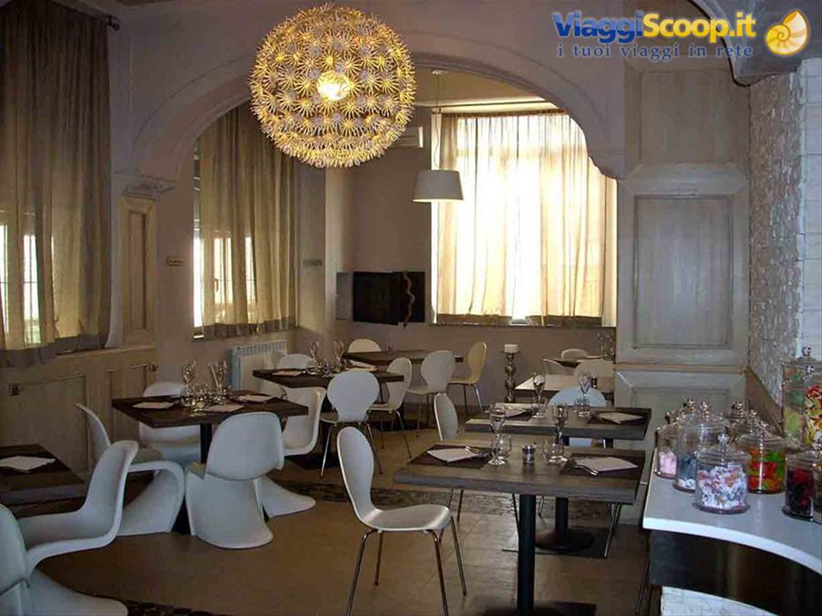 Nella sala del Ristorante Barracudino di Monza