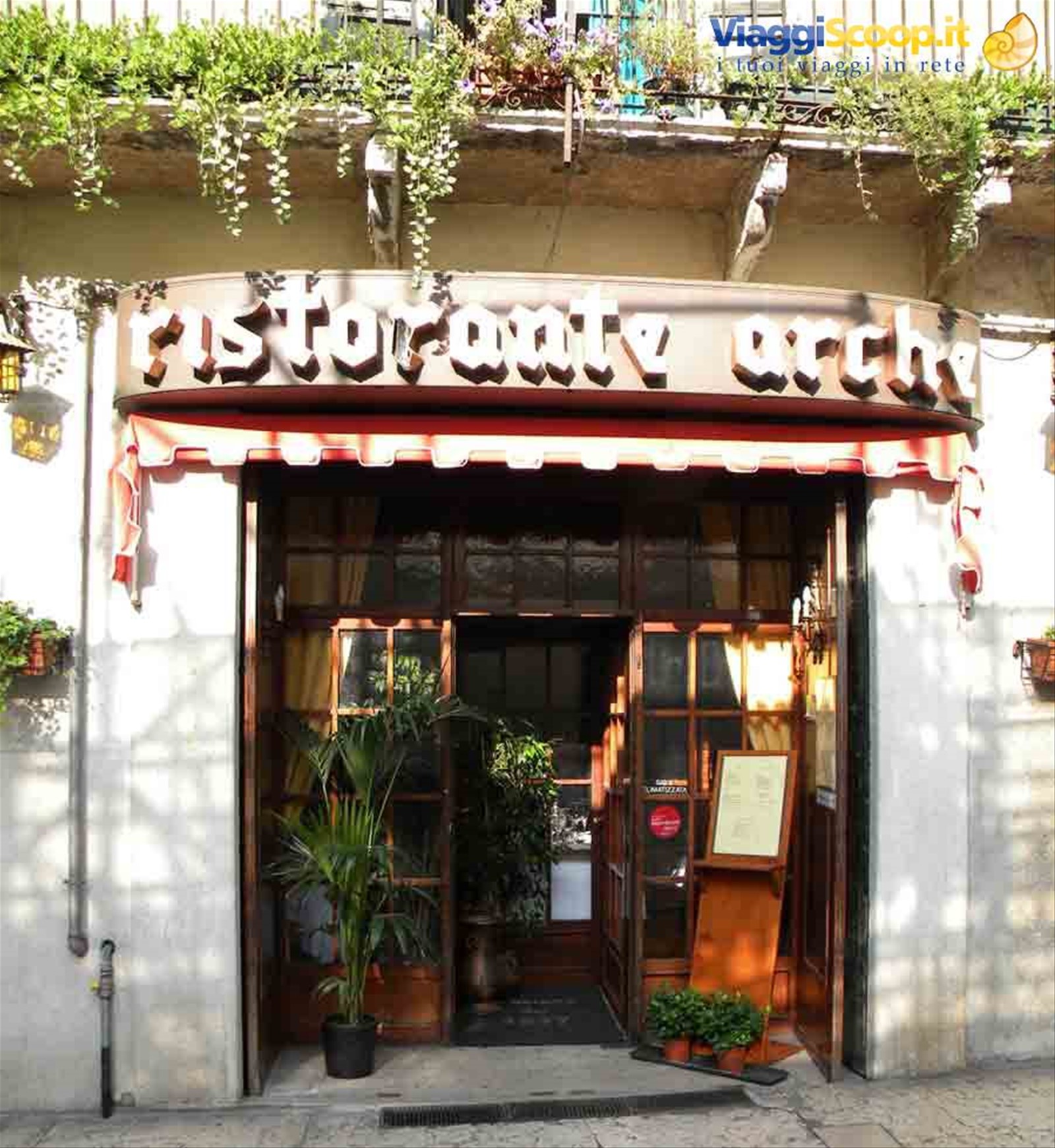 L'entrata del Ristorante Arche