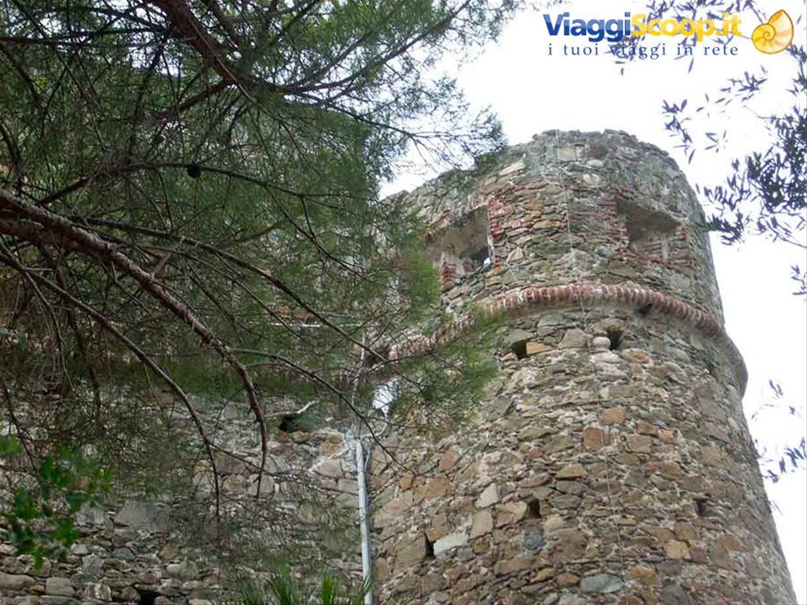 Un torrione del Castello