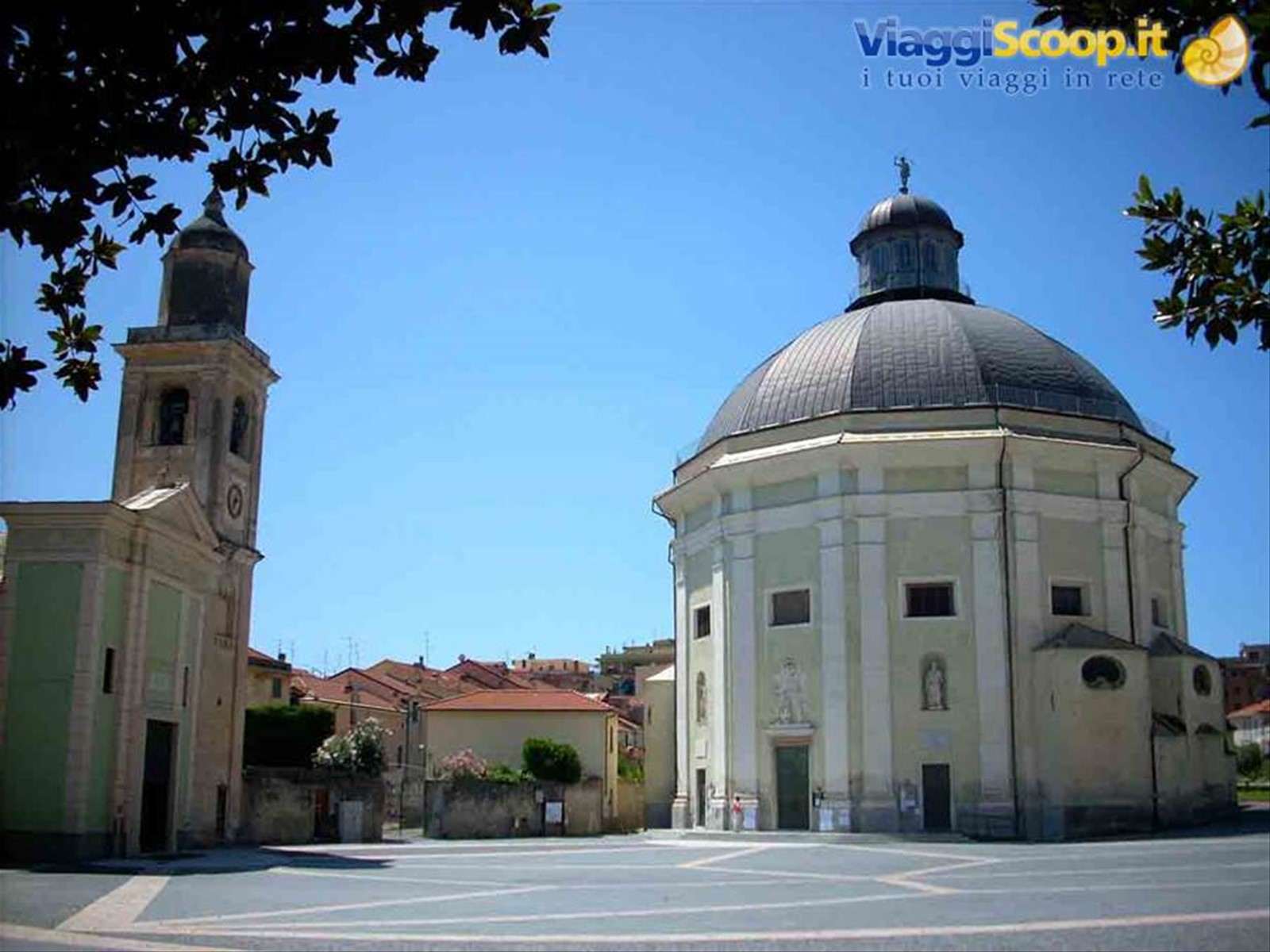 Il Duomo di Loano e l'Oratorio delle Cappe Turchine