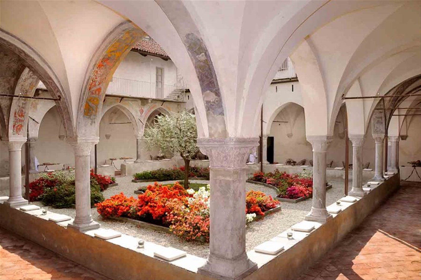 Nel chiostro dell'ex Convento San Giovanni